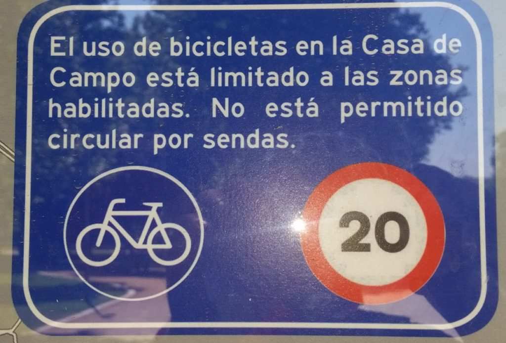 prohibido sendas ciclistas casa campo