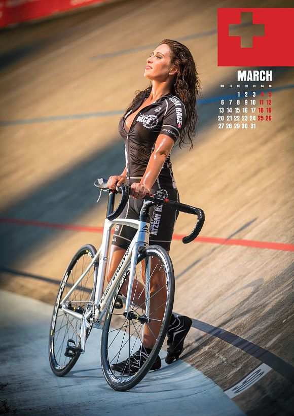 rb-sexy-cycling-kalender-maerz2017-kathleen-jpg-10793200